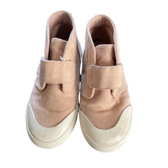 OLD Navy Girls Pink Shoes Size 10M - Picture 1 of 4